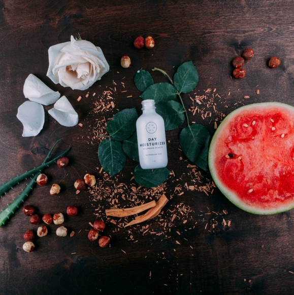 Corson Beauty Day Moisturizer 2oz - Picture 7 of 7